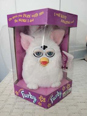1998 Tiger Electronics Furby Snowball (Model 70-800)